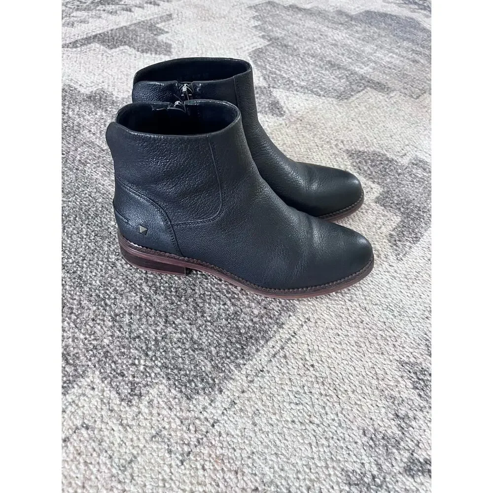 Franco Sarto sleek leather